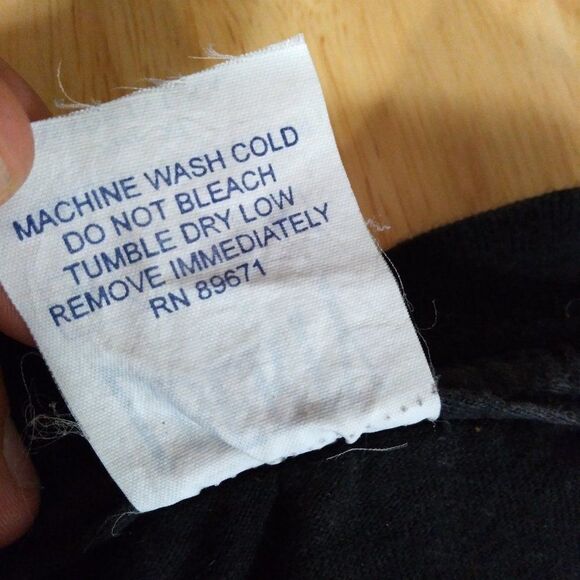 Vintage 90s Cats Musical Movie Logo T-Shirt - Picture 9 of 9